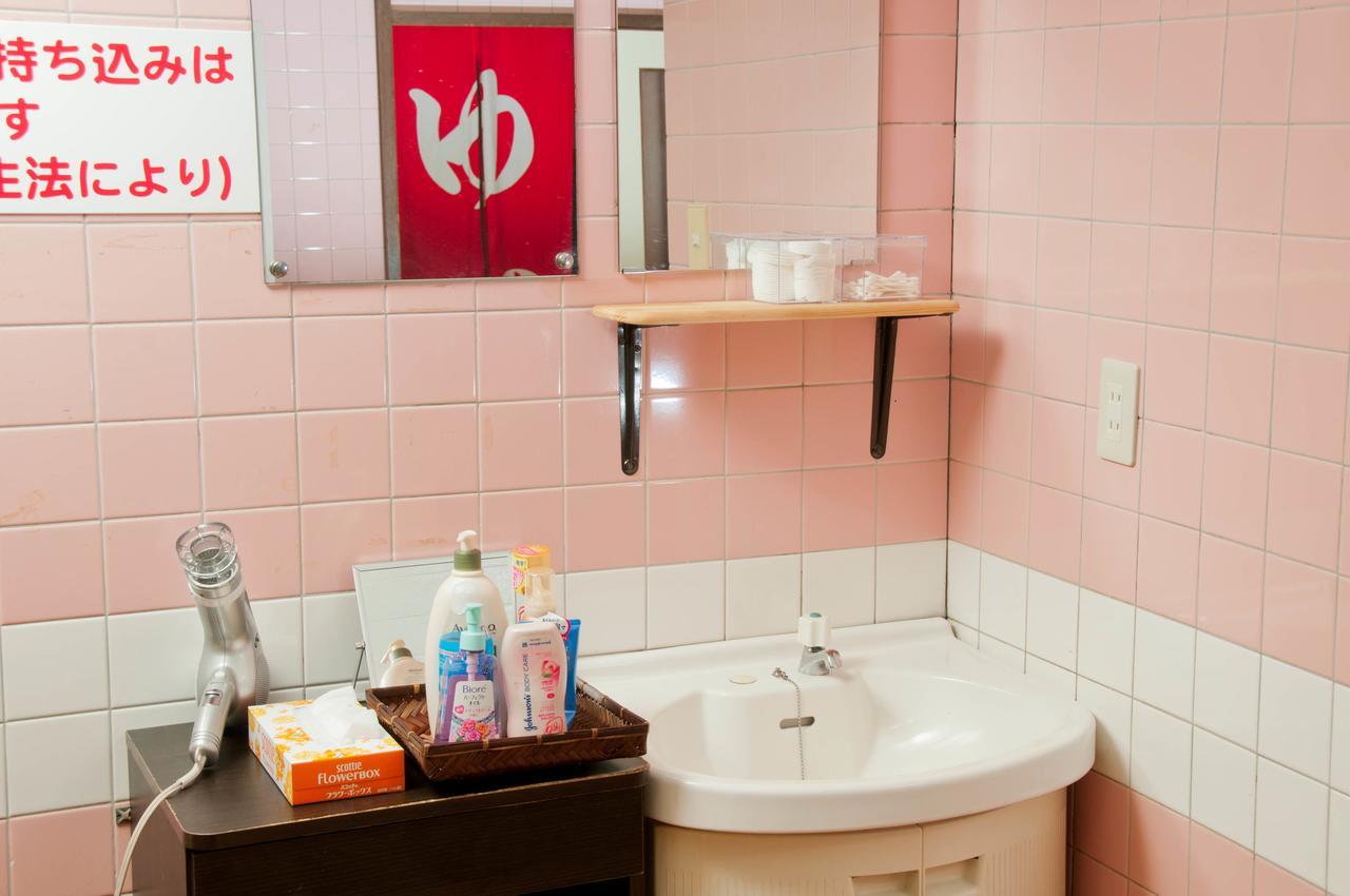 Reimeien Osaka Buitenkant foto