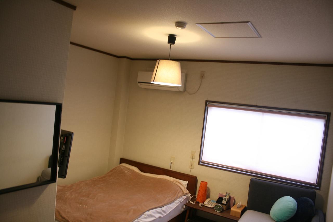 Reimeien Osaka Buitenkant foto