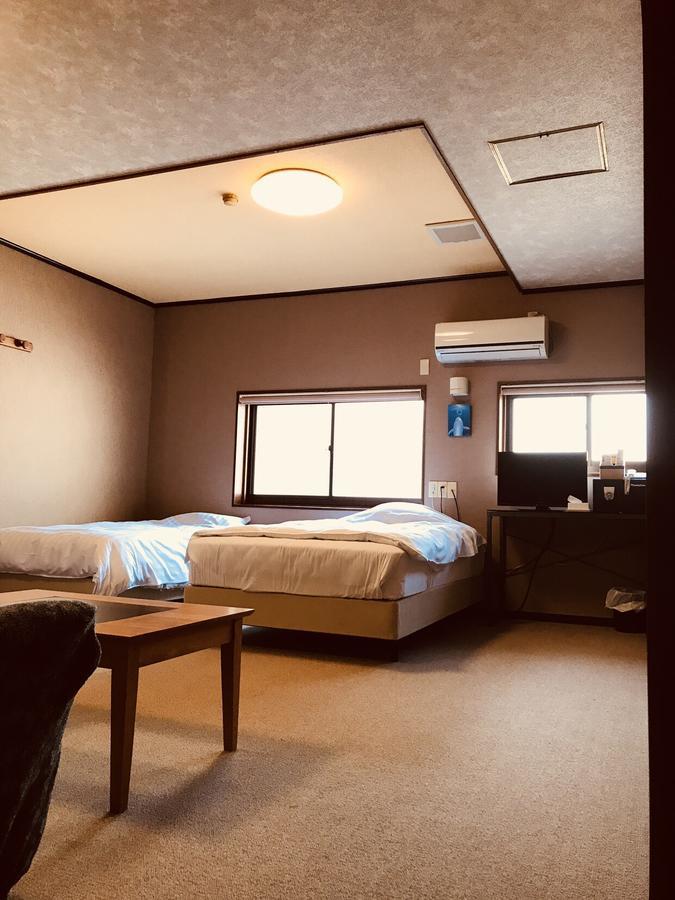 Reimeien Osaka Buitenkant foto
